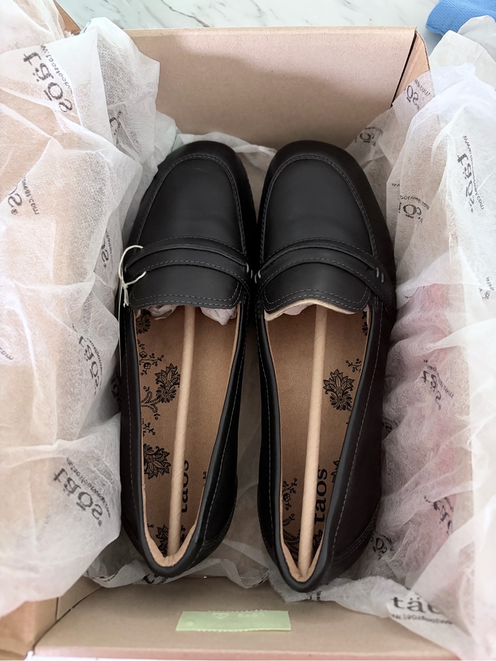 Taos Footwear Women's Dark Brown Penny Loafers